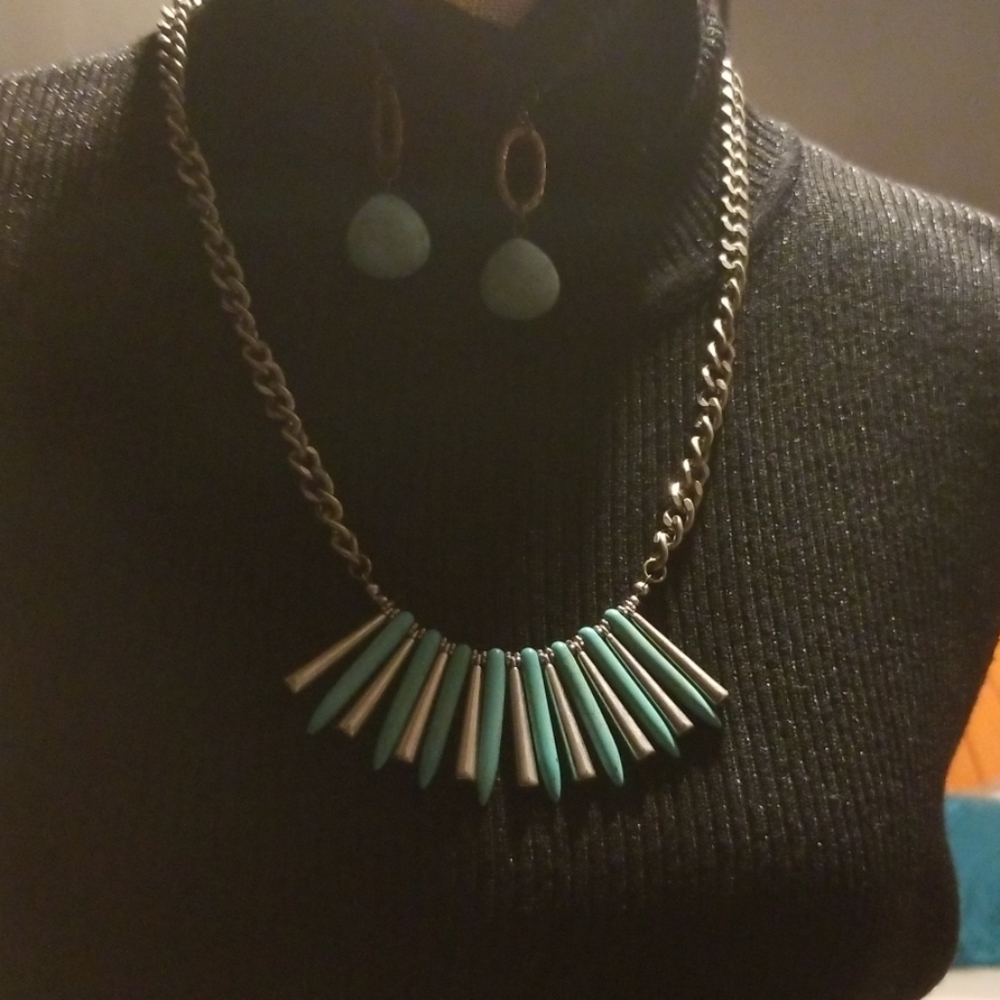 Navajo turquoise earrings and necklace